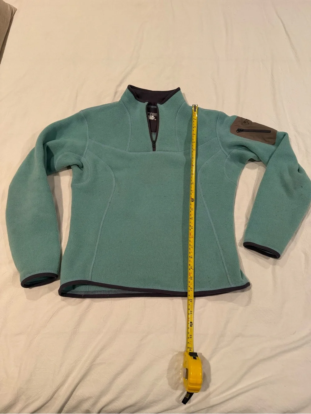 Arc'teryx Women's Light Blue Pullover Fleece